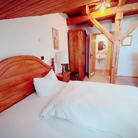 فندق Landgasthof Boeck 3*